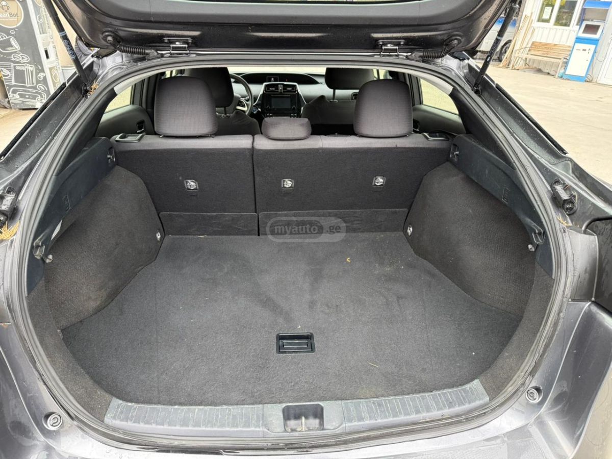 Toyota Prius - фото 10