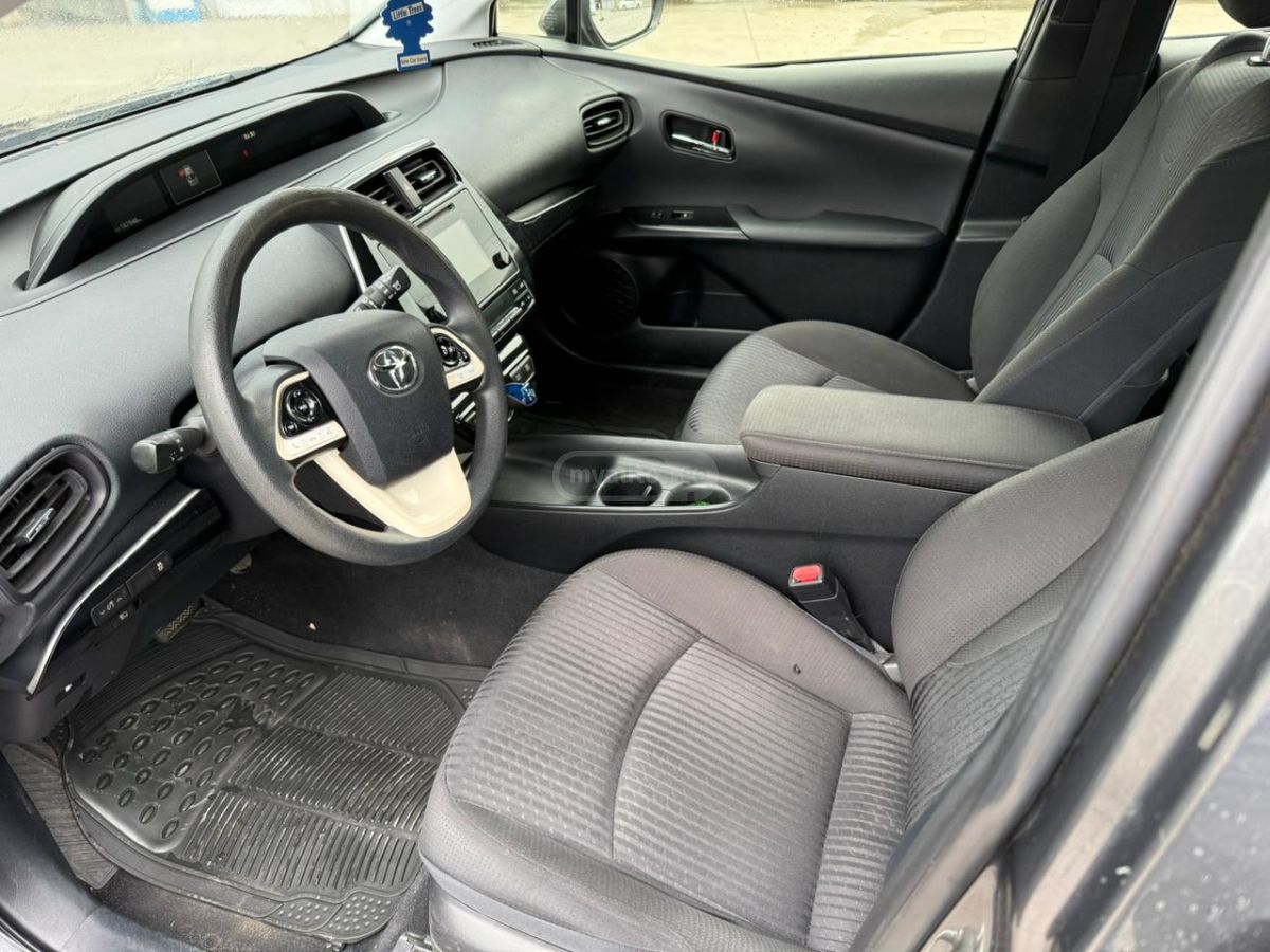 Toyota Prius - фото 11