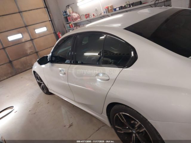 BMW i xDrive 4dr All Wheel Drive S — миниатюра 13