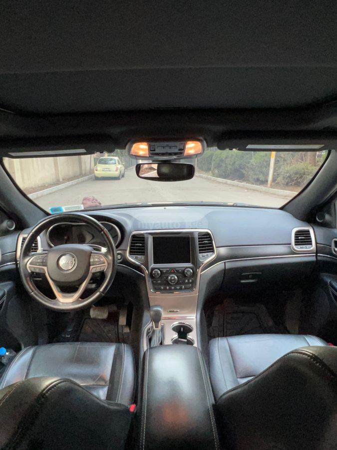 Jeep Grand Cherokee - фото 7