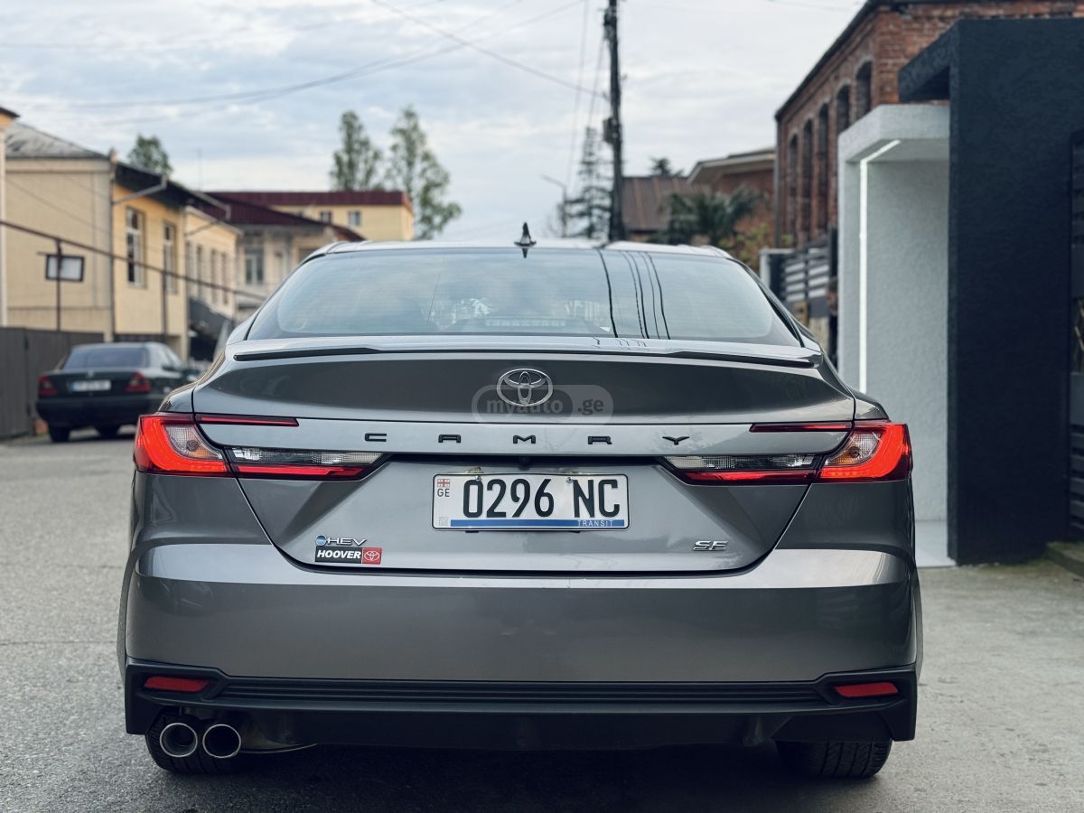 Toyota Camry - фото 6