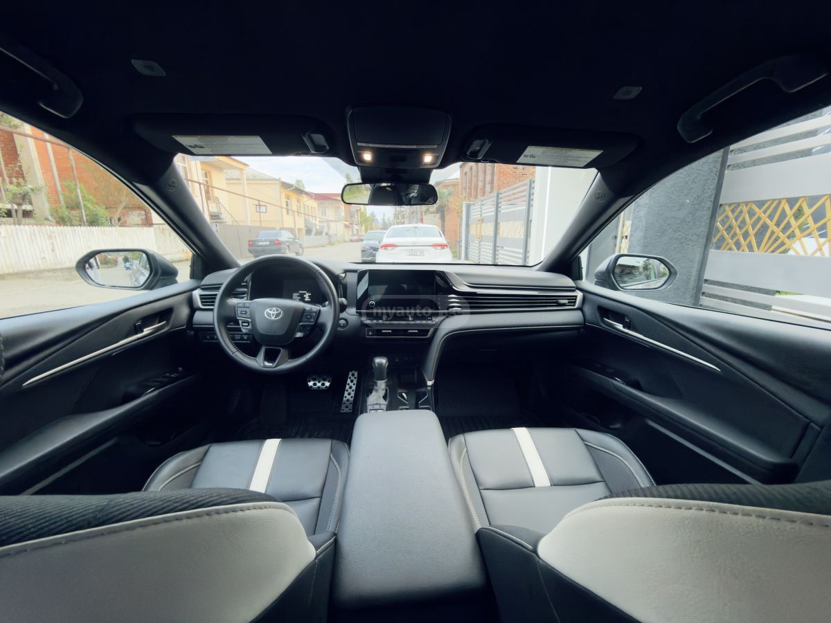 Toyota Camry - фото 7