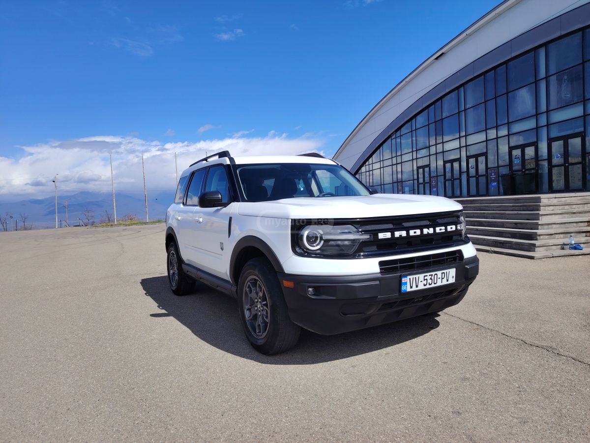 Ford Bronco - фото 2
