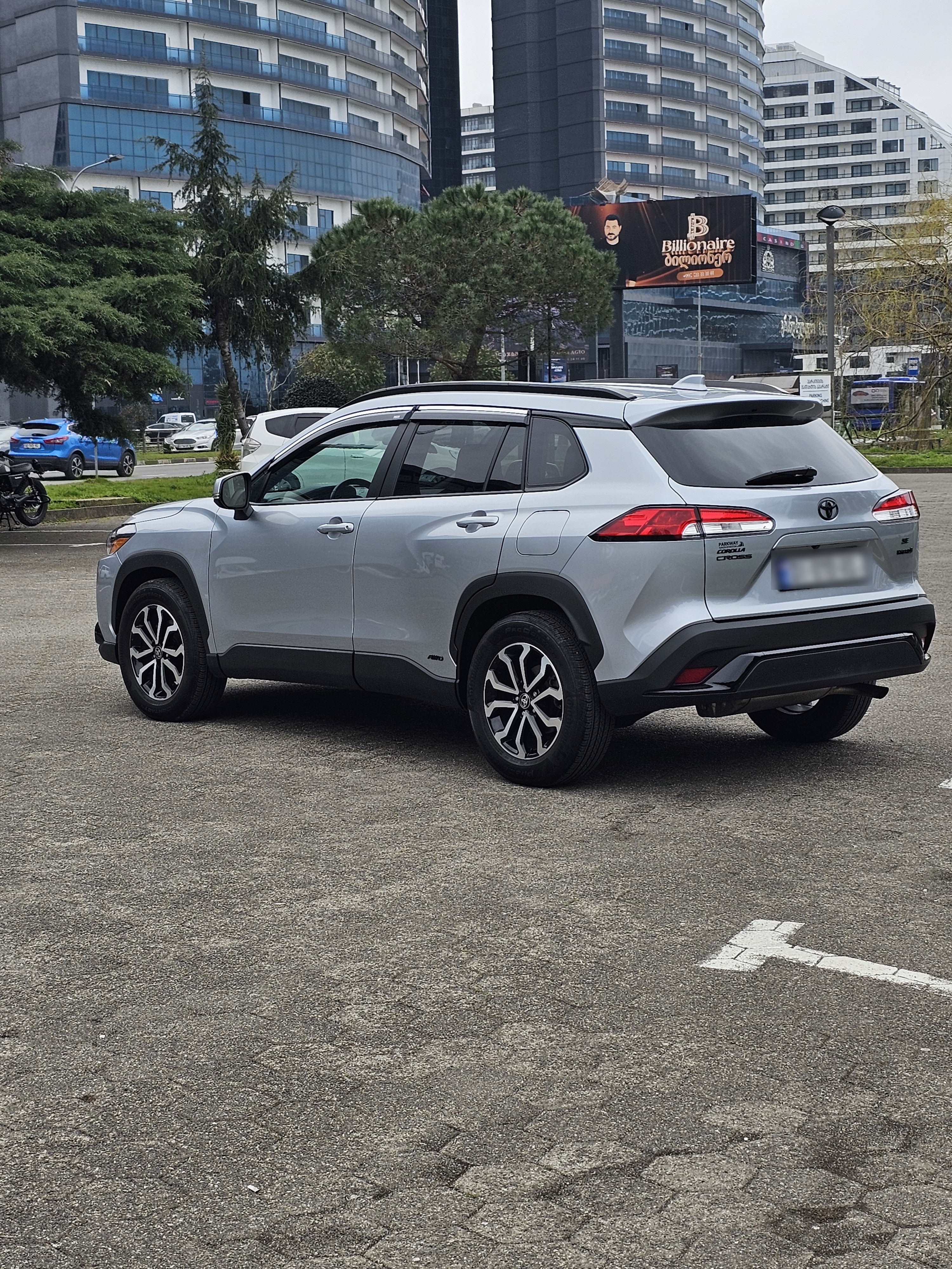 Toyota Corolla Cross - фото 4