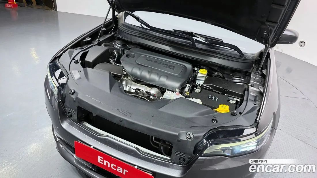 Jeep Cherokee - фото 6