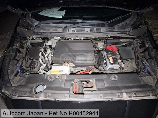 Nissan Leaf - фото 15