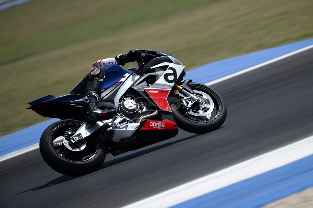 Aprilia RS660 