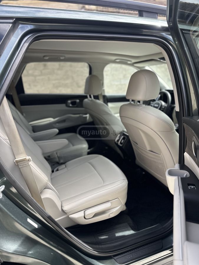 Kia Sorento - фото 14