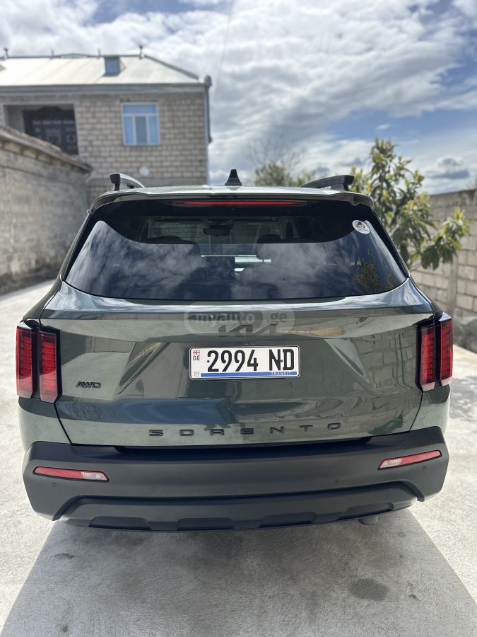 Kia Sorento - фото 5