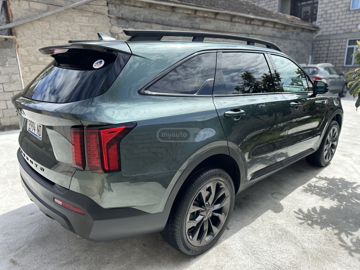 Kia Sorento - фото 6