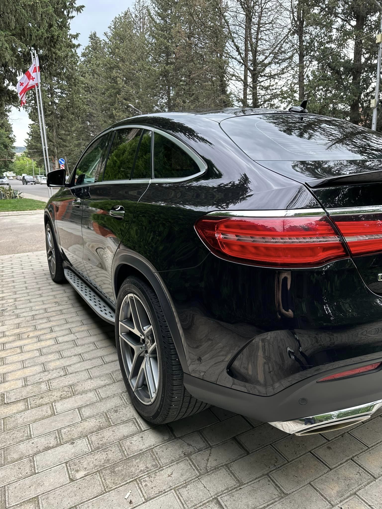 Mercedes-Benz GLE 400 - фото 5