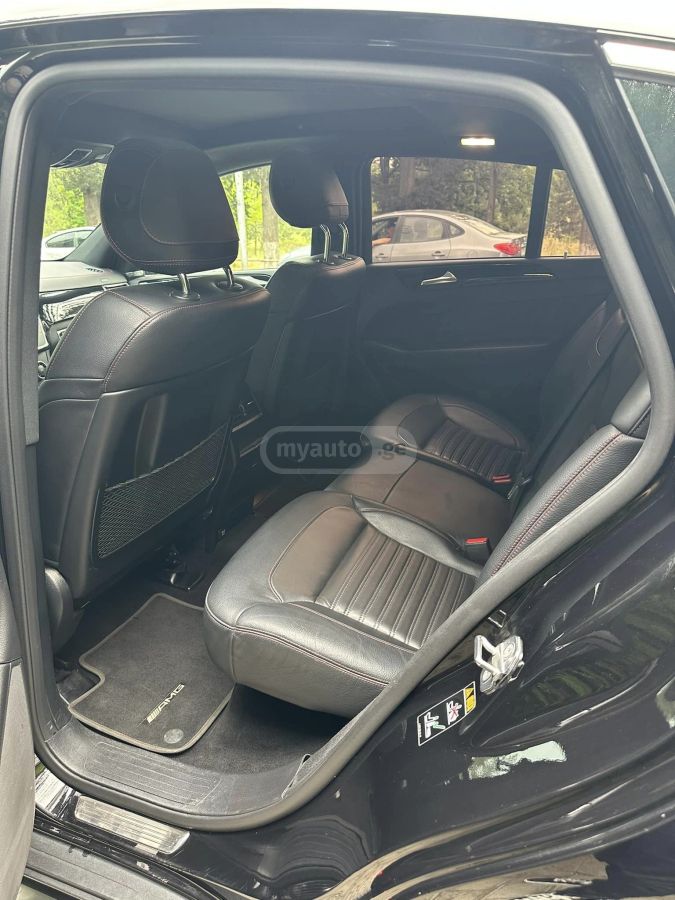 Mercedes-Benz GLE 400 - фото 8