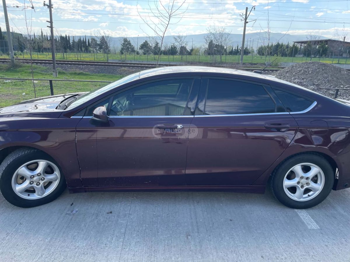 Ford Fusion - фото 5