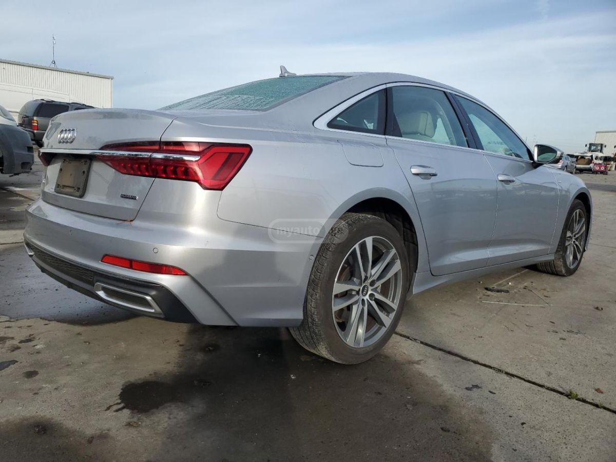 Audi 55 Premium 4dr All-Wheel Drive — миниатюра 3