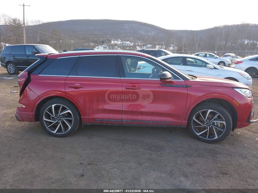 Lincoln Corsair 2024 — миниатюра 12