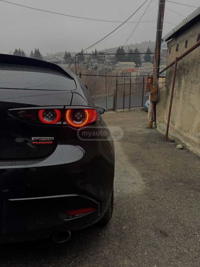 Mazda Mazda 3 - фото 4