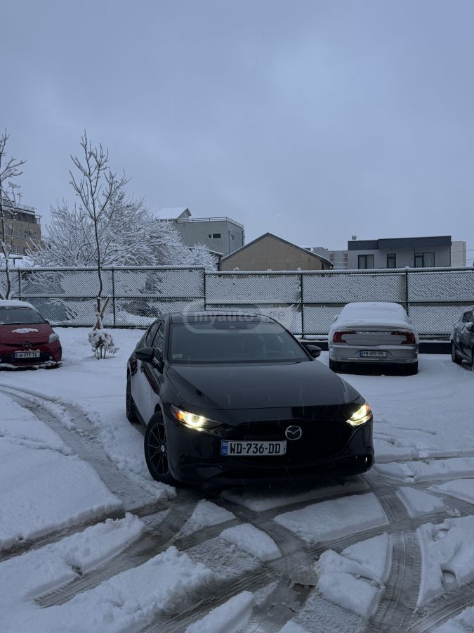 Mazda Mazda 3 - фото 6