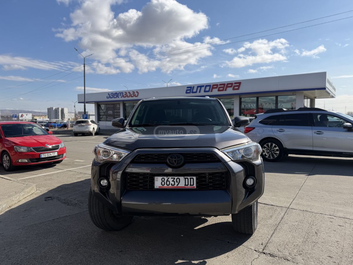 Toyota 4 Runner - фото 1