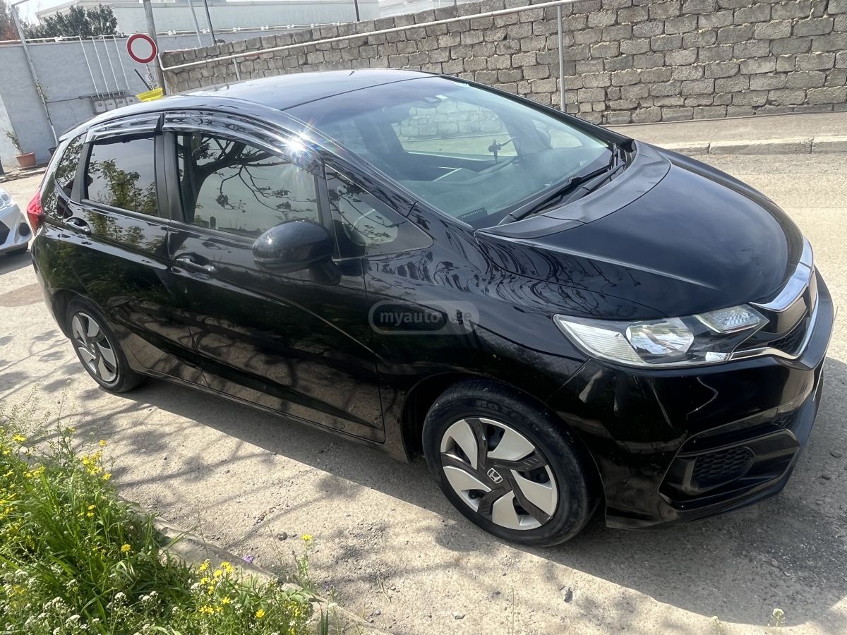 Honda FIT - фото 3