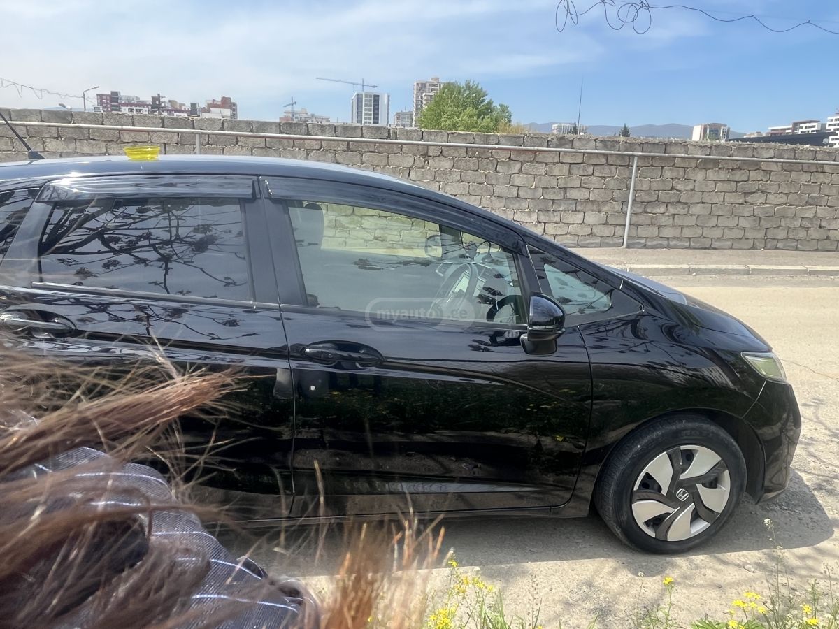 Honda FIT - фото 5