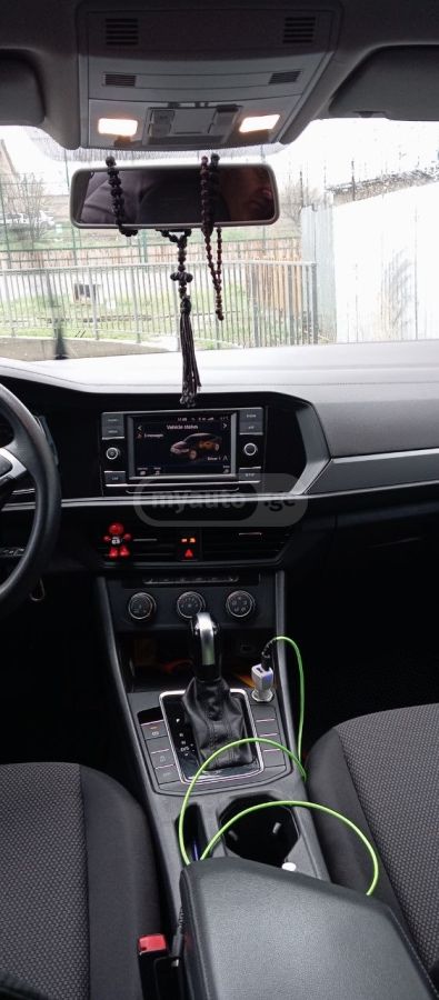 Volkswagen Jetta - фото 6