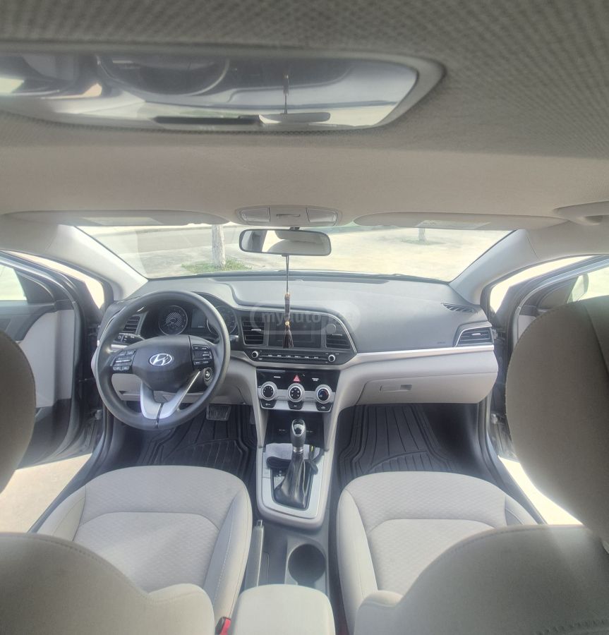 Hyundai Elantra - фото 10