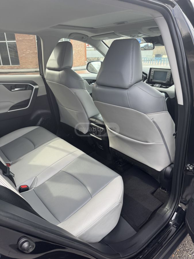 Toyota RAV 4 - фото 11