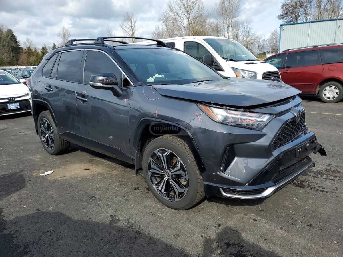 Toyota Rav 4 - фото 4