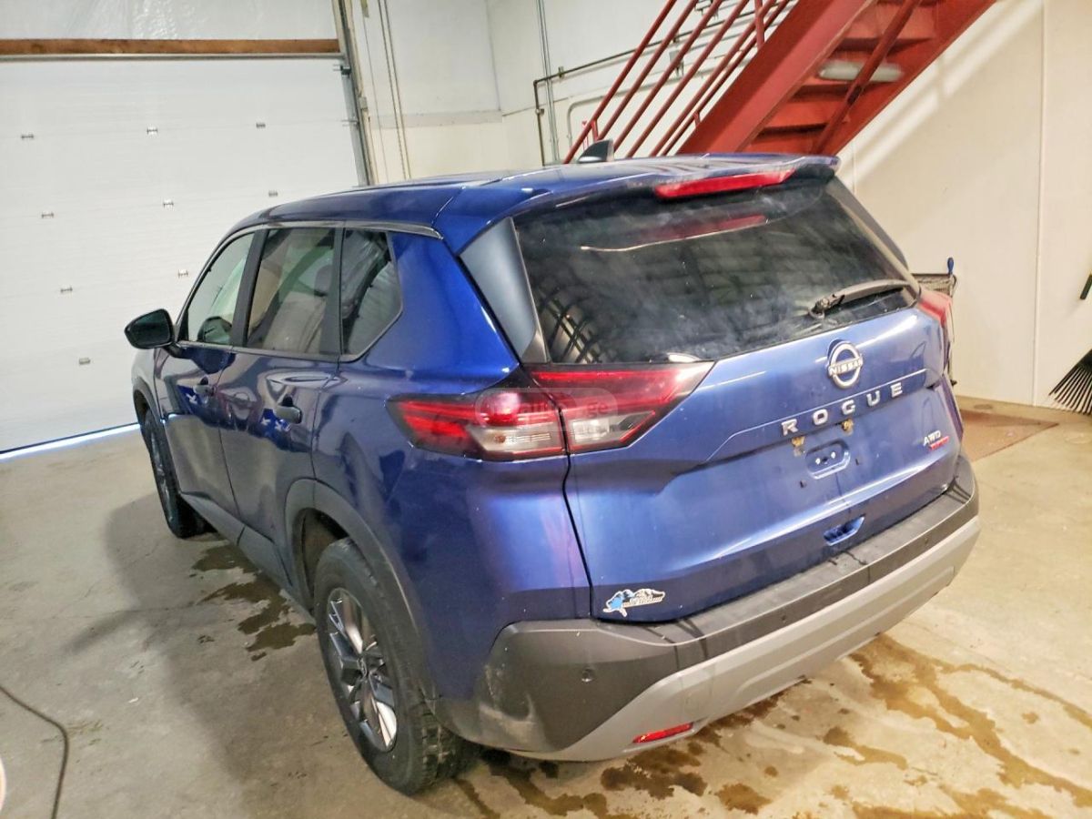 Nissan Rogue - фото 2