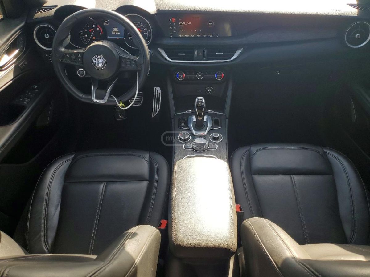 Alfa Romeo Stelvio - фото 8