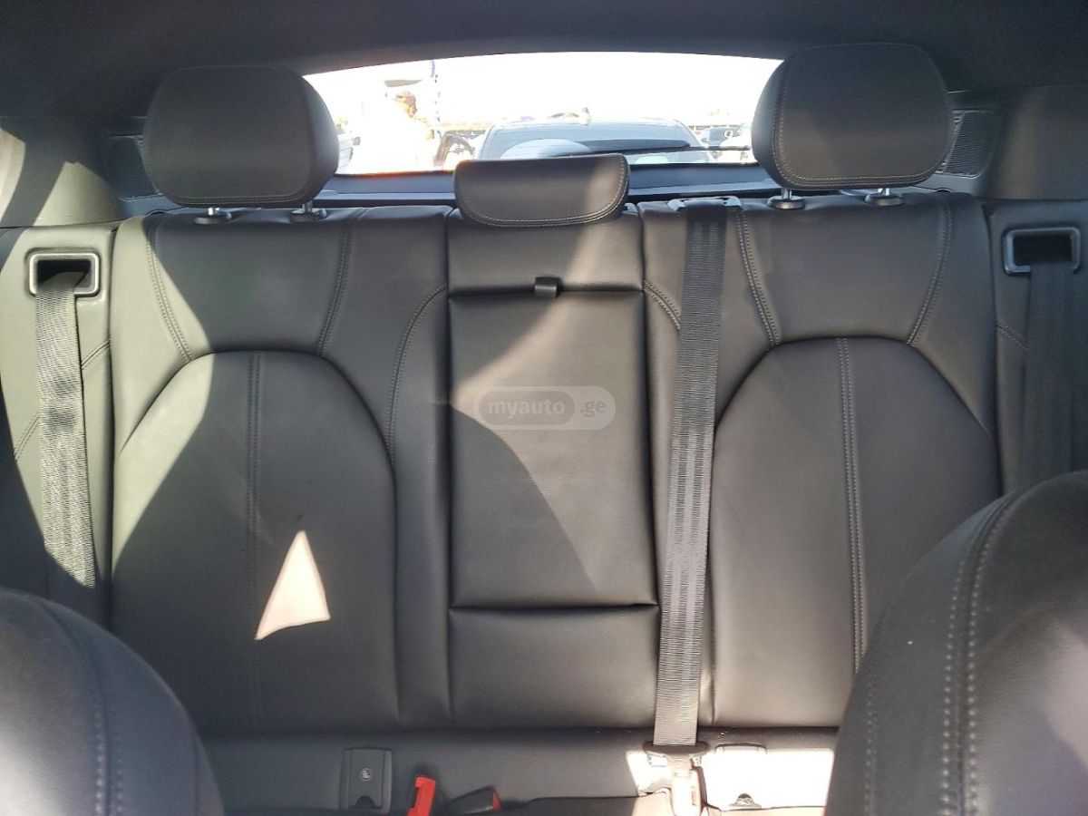 Alfa Romeo Stelvio - фото 9