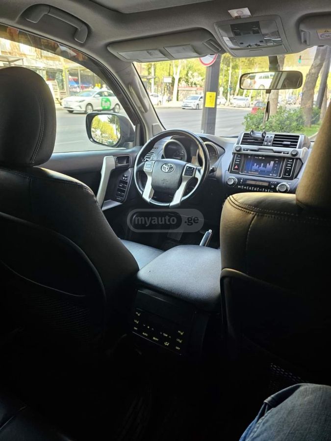 Toyota Land Cruiser Prado - фото 10