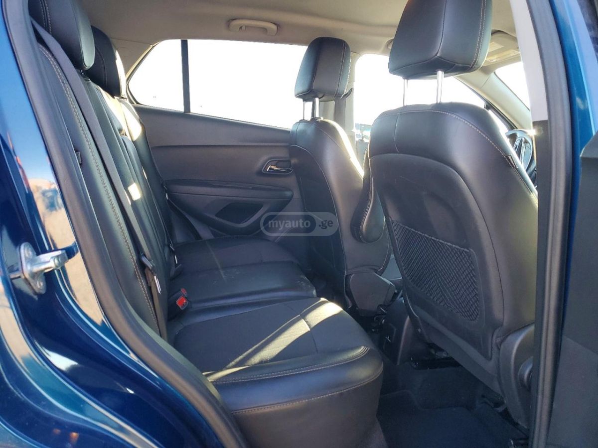 Chevrolet Trax - фото 1