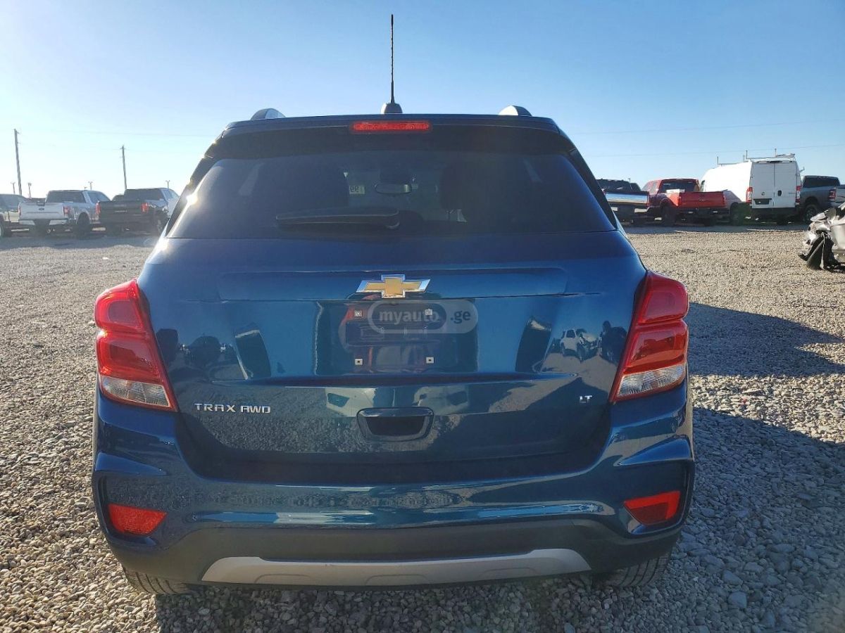 Chevrolet Trax - фото 2