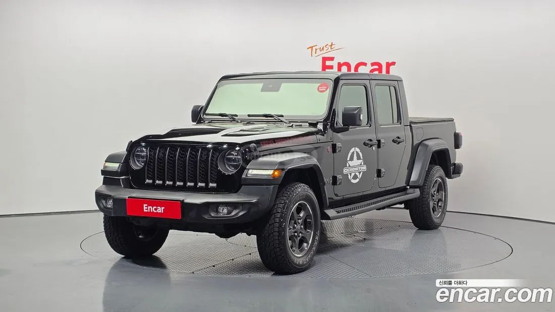 Jeep Gladiator - фото 1