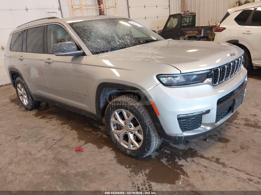 Jeep Grand Cherokee - фото 1