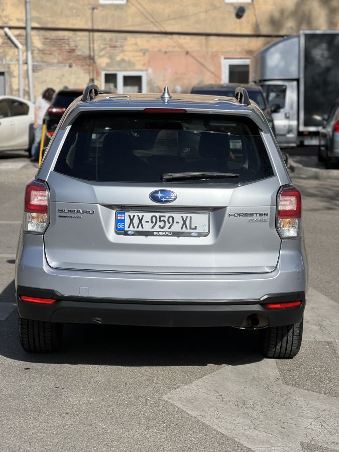 Subaru Forester - фото 1