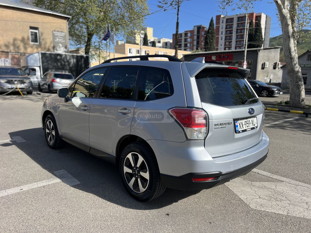 Subaru Forester - фото 2