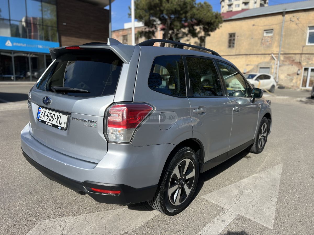 Subaru Forester - фото 3