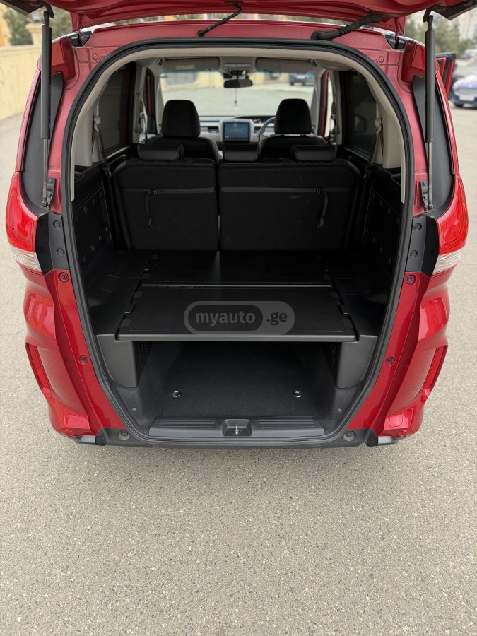 Honda Freed - фото 10