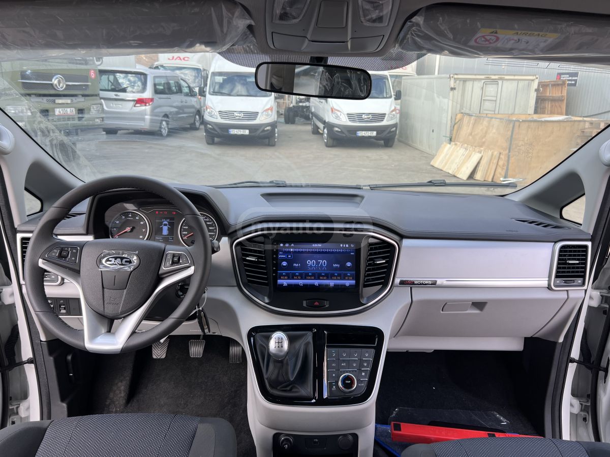 JAC M4 