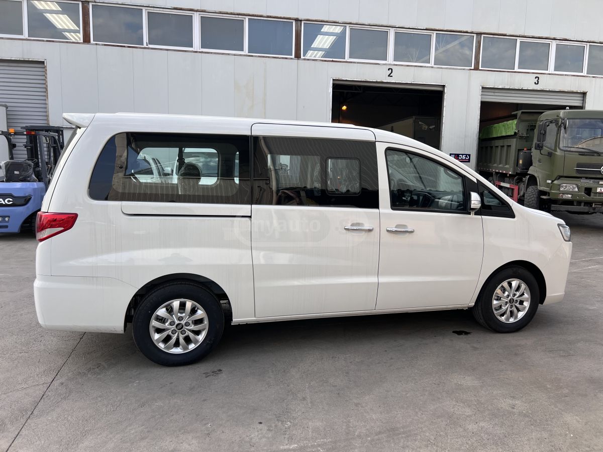 JAC M4 