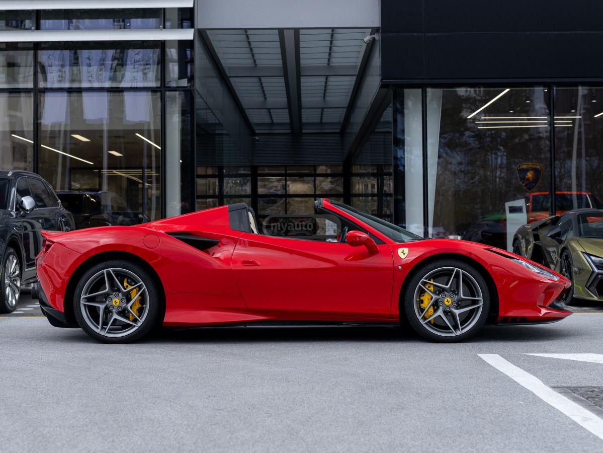 Ferrari F 8 Tributo - фото 4
