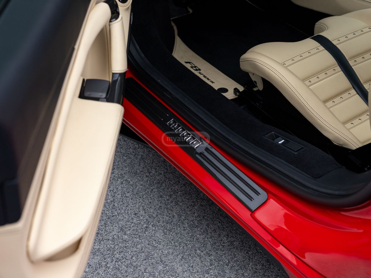 Ferrari F 8 Tributo - фото 7