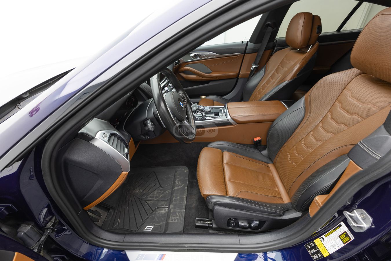 BMW M8 - фото 10