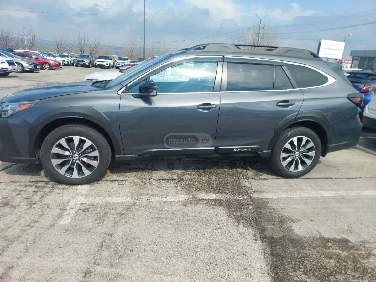 Subaru Limited XT 4dr All Wheel Drive — миниатюра 13