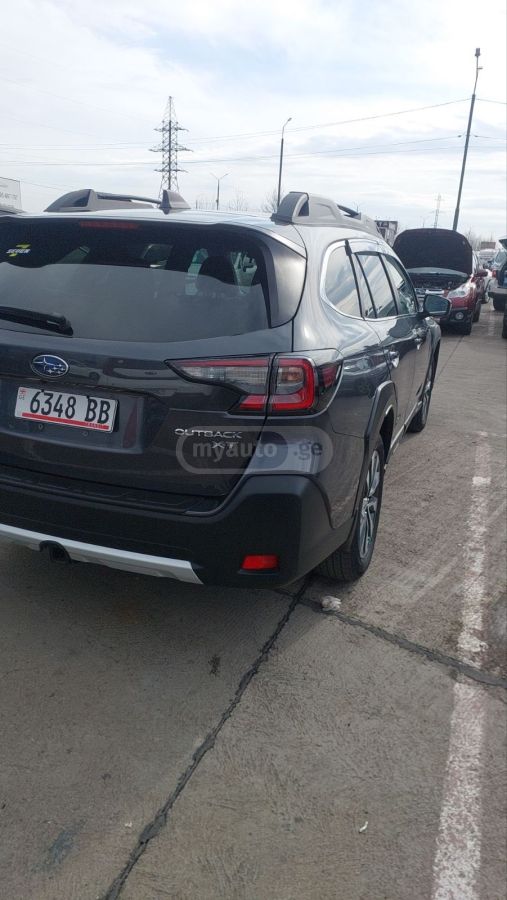 Subaru Limited XT 4dr All Wheel Drive — миниатюра 3