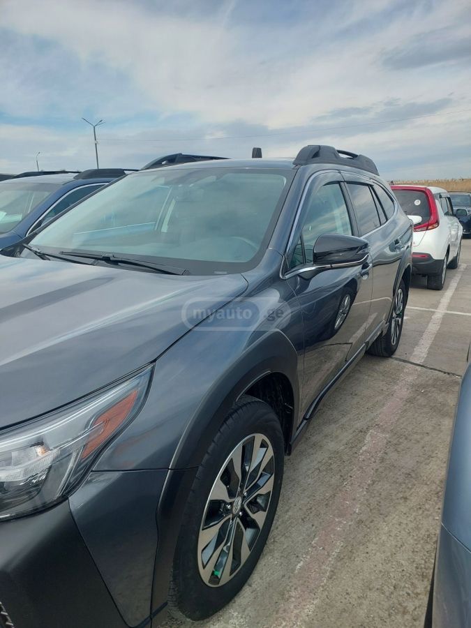 Subaru Limited XT 4dr All Wheel Drive — миниатюра 9