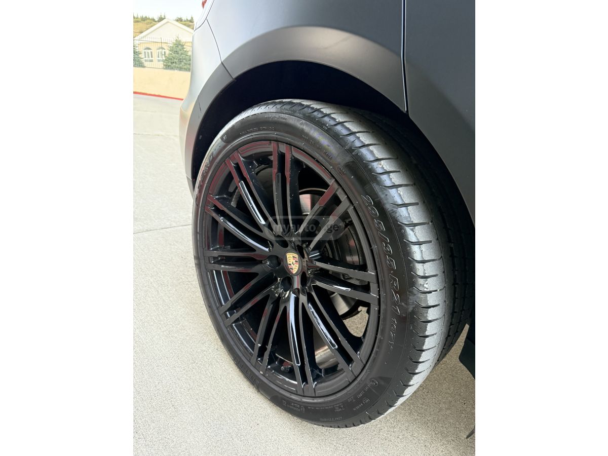 Porsche Macan - фото 12