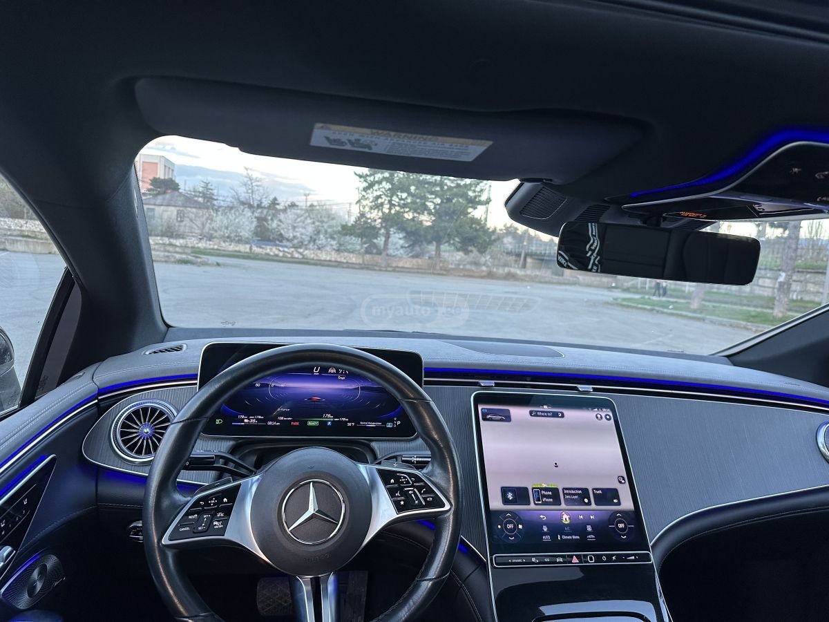 Mercedes-Benz EQE 350 - фото 11